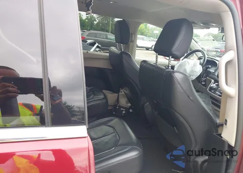 2021 Chrysler Pacifica Touring L z USA, uszkodzony, nr VIN 2C4RC1BG6MR575083